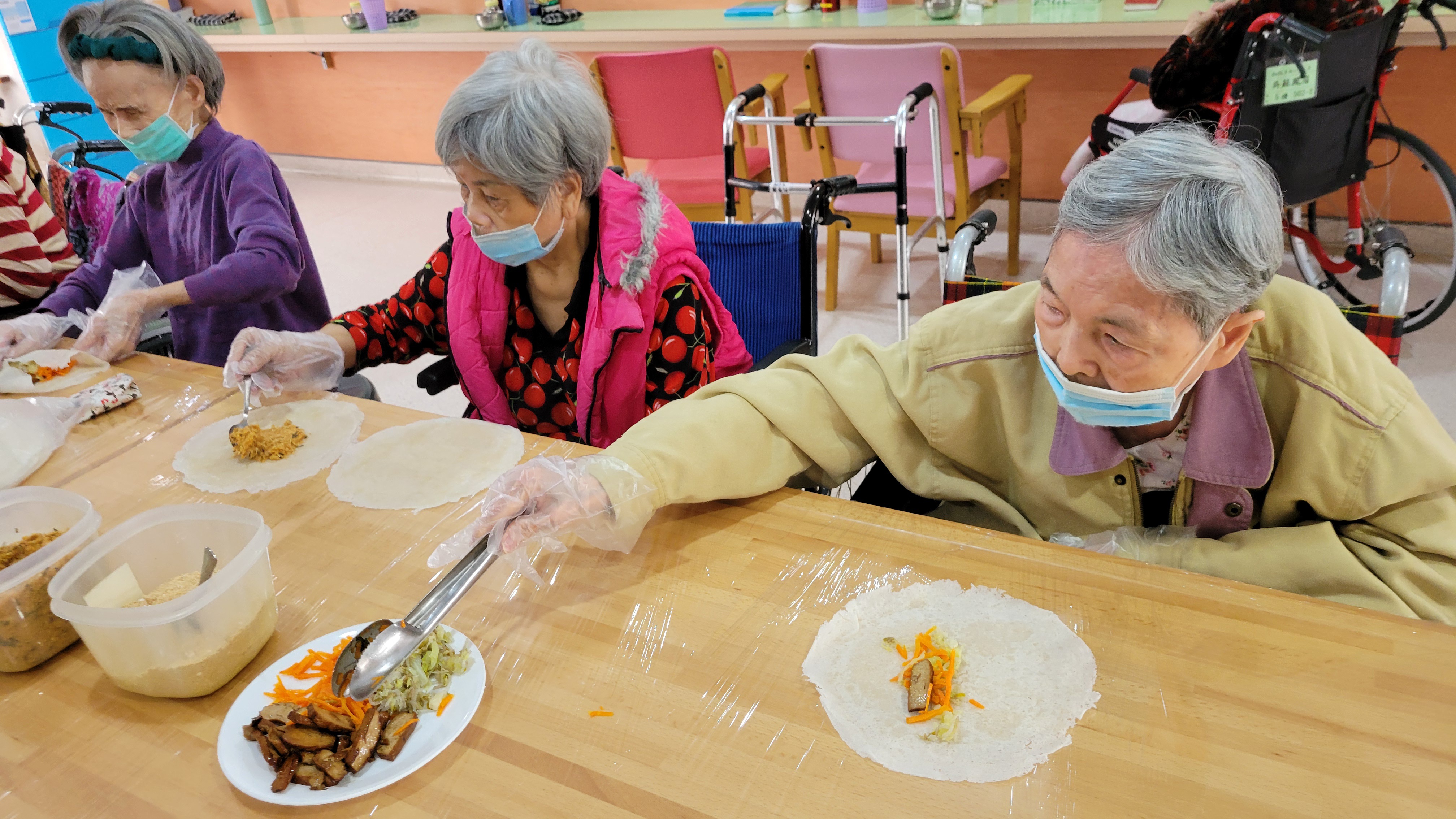 113年清明祭祖與寒食節包潤餅活動